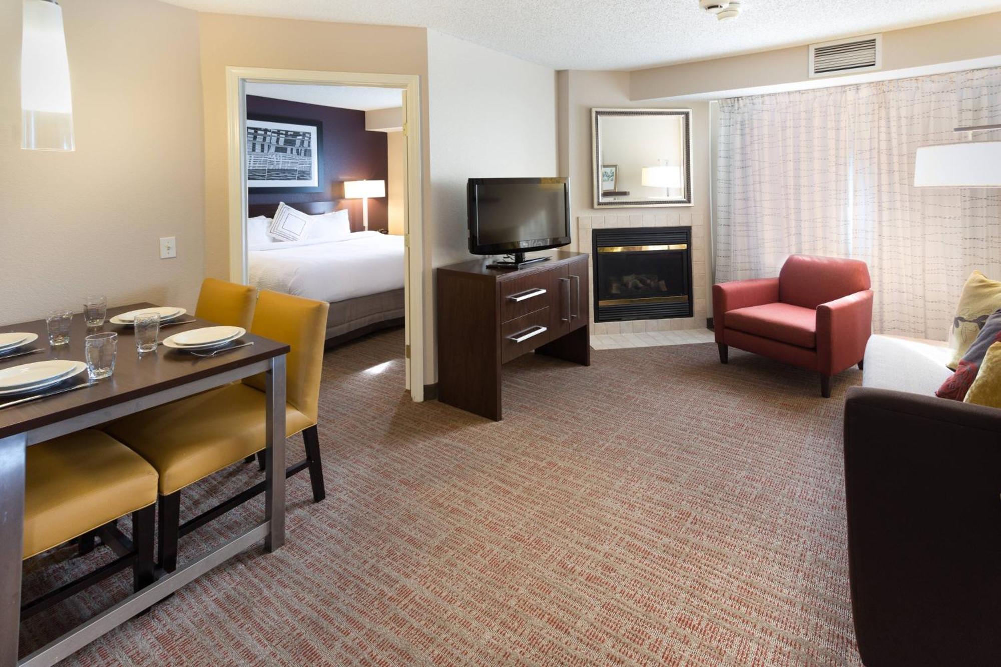 Residence Inn By Marriott Fort Collins Extérieur photo