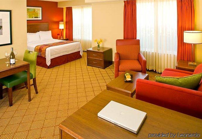 Residence Inn By Marriott Fort Collins Extérieur photo